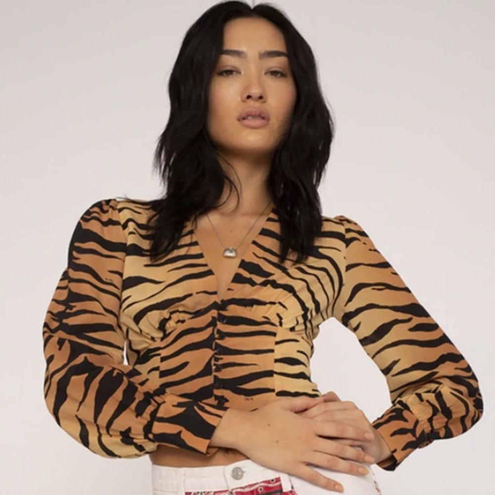 Realisation Par Kaia Tiger top